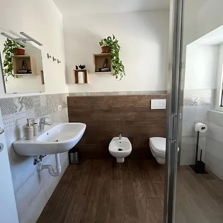 Sotto Al Bosco E Azienda Agricola